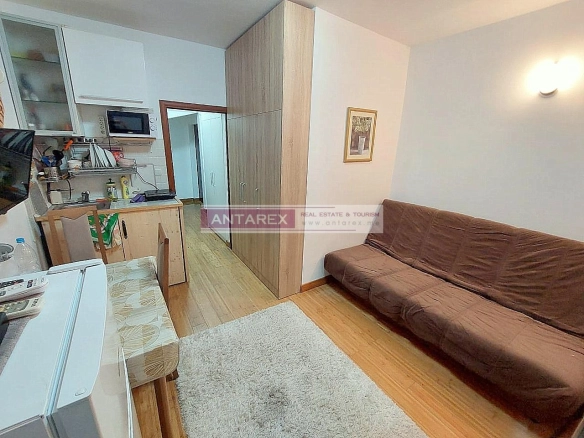 Garsonjera za izdavanje u Igalu