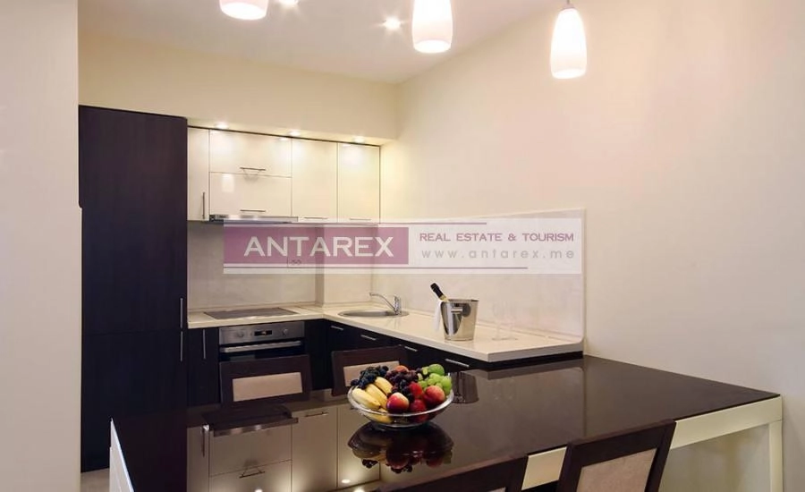 Dvosoban stan 83 m² – Bečići, Budva — fotografija 2
