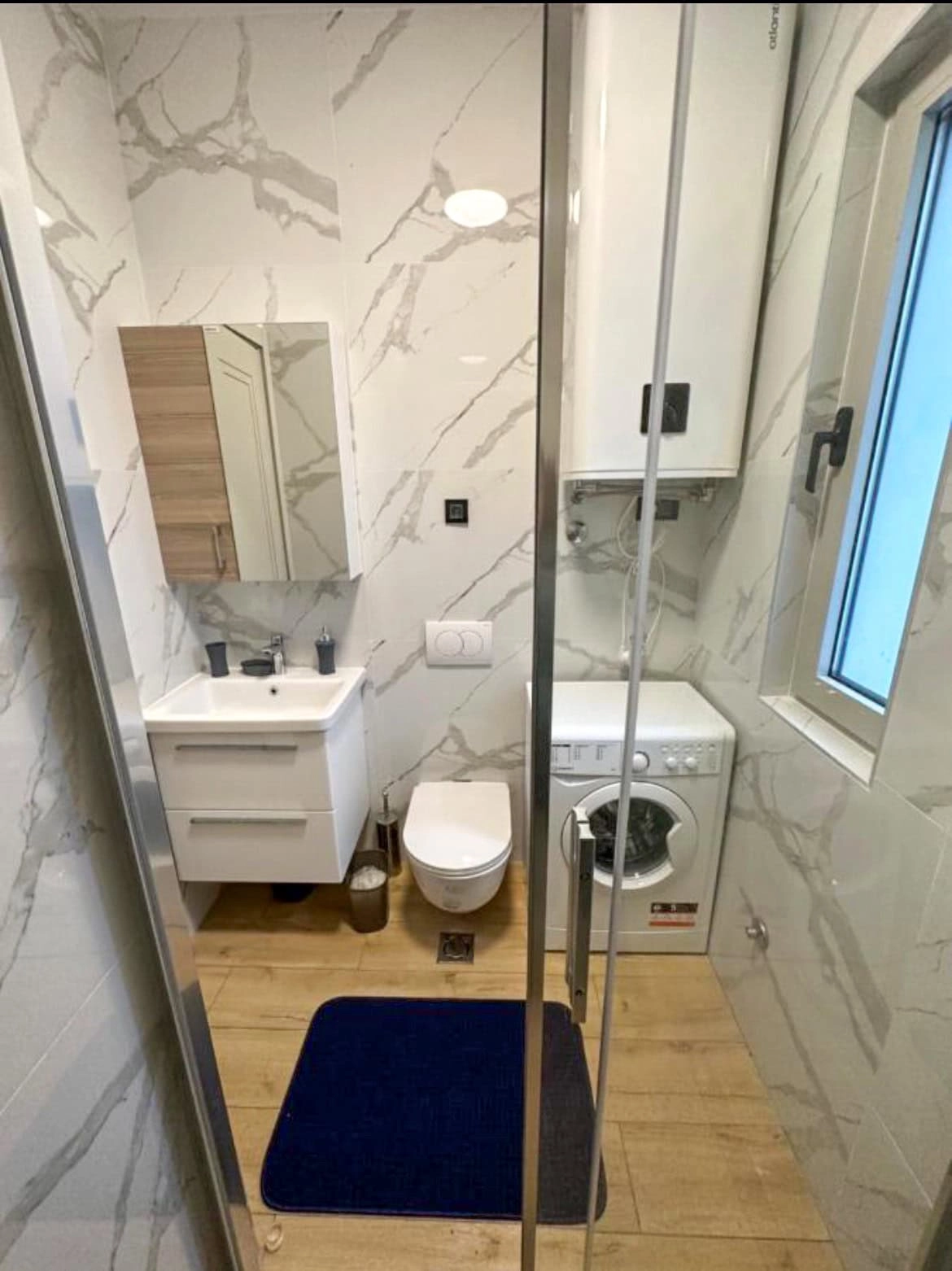 Garsonjera-33-m²-u-novoj-zgradi-Budva-5 Garsonjera 33 m² – Budva — fotografija 6