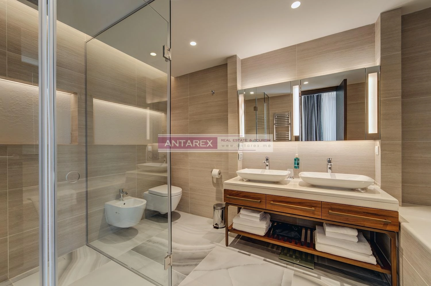 Trosoban-stan-u-kompleksu-Portonovi-Kumbor-Herceg-Novi-12 Trosoban stan 266 m² – Kumbor, Herceg Novi — fotografija 13
