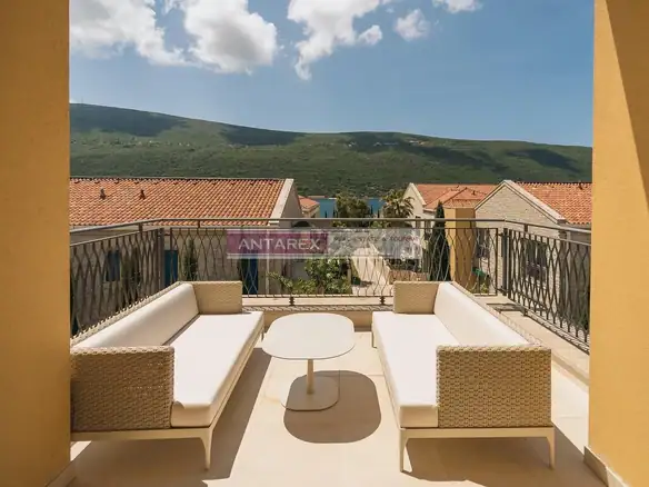 Trosoban stan 266 m² – Kumbor, Herceg Novi — fotografija 14