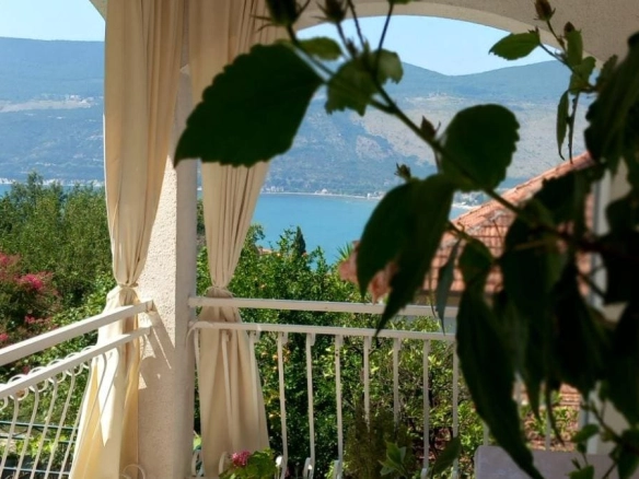 Kuća sa pogledom na more u Igalu