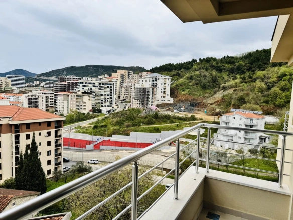 Jednosoban stan 47 m² u Bečićima
