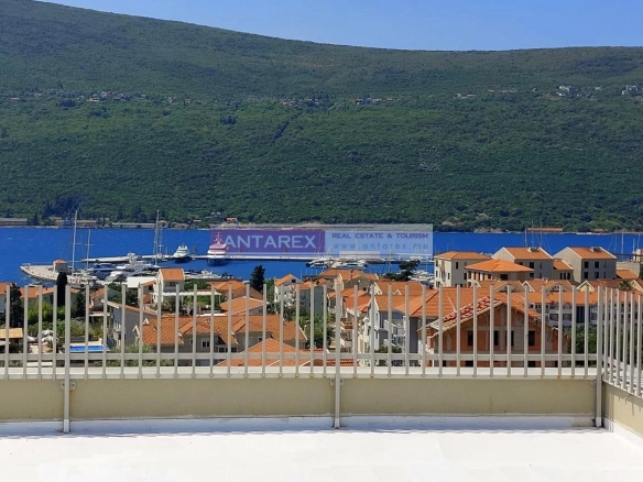 Trosoban stan u Đenovićima