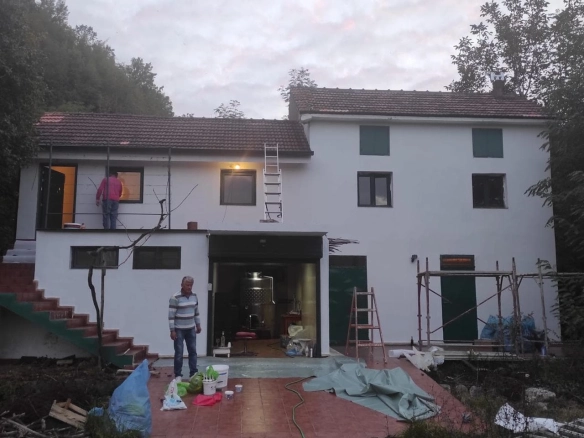 Kuća sa vinogradom u Crmnici