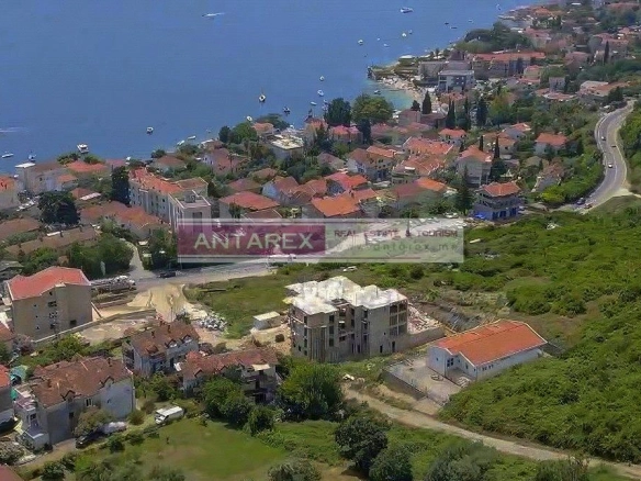 Dvosoban stan sa pogledom na more