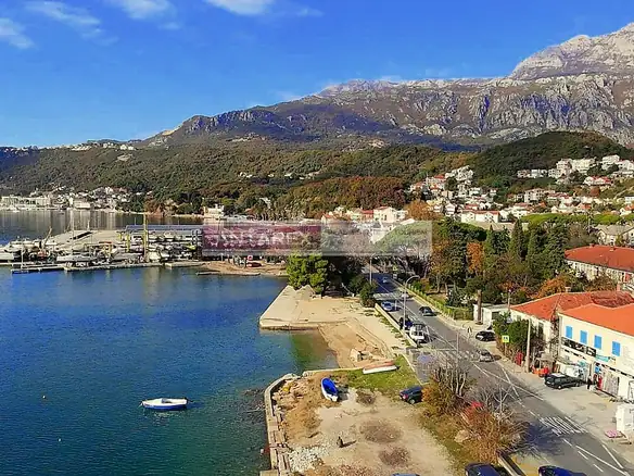 Kuća na prvoj liniji do mora u Zeleniki