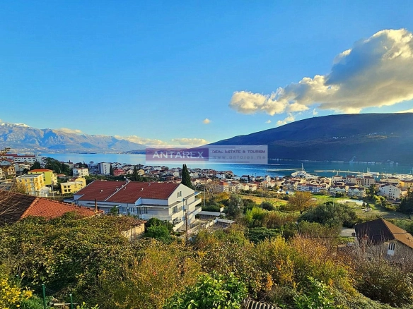 Kamena kuća sa pogledom na more