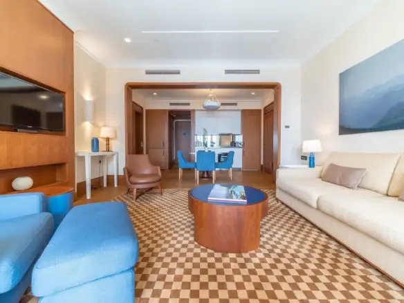 Dvosoban stan 178 m² – Tivat — fotografija 2