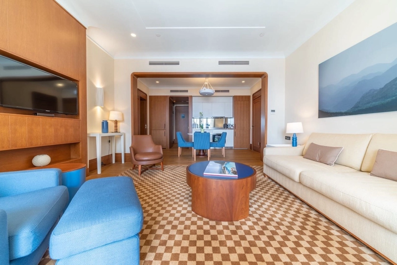Dvosoban stan 178 m² – Tivat — fotografija 2