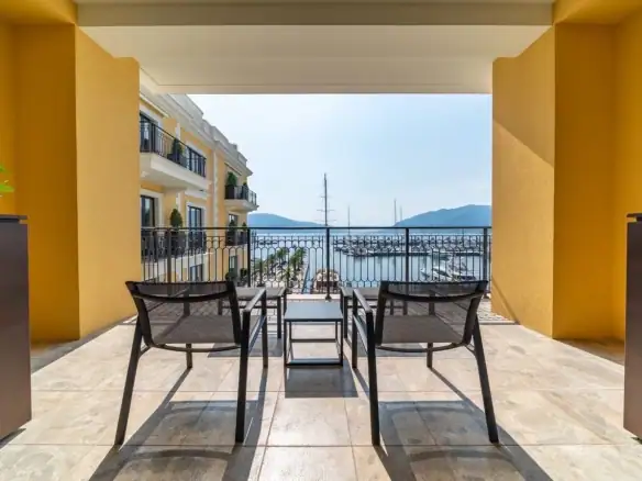 Dvosoban stan 178 m² – Tivat — fotografija 8