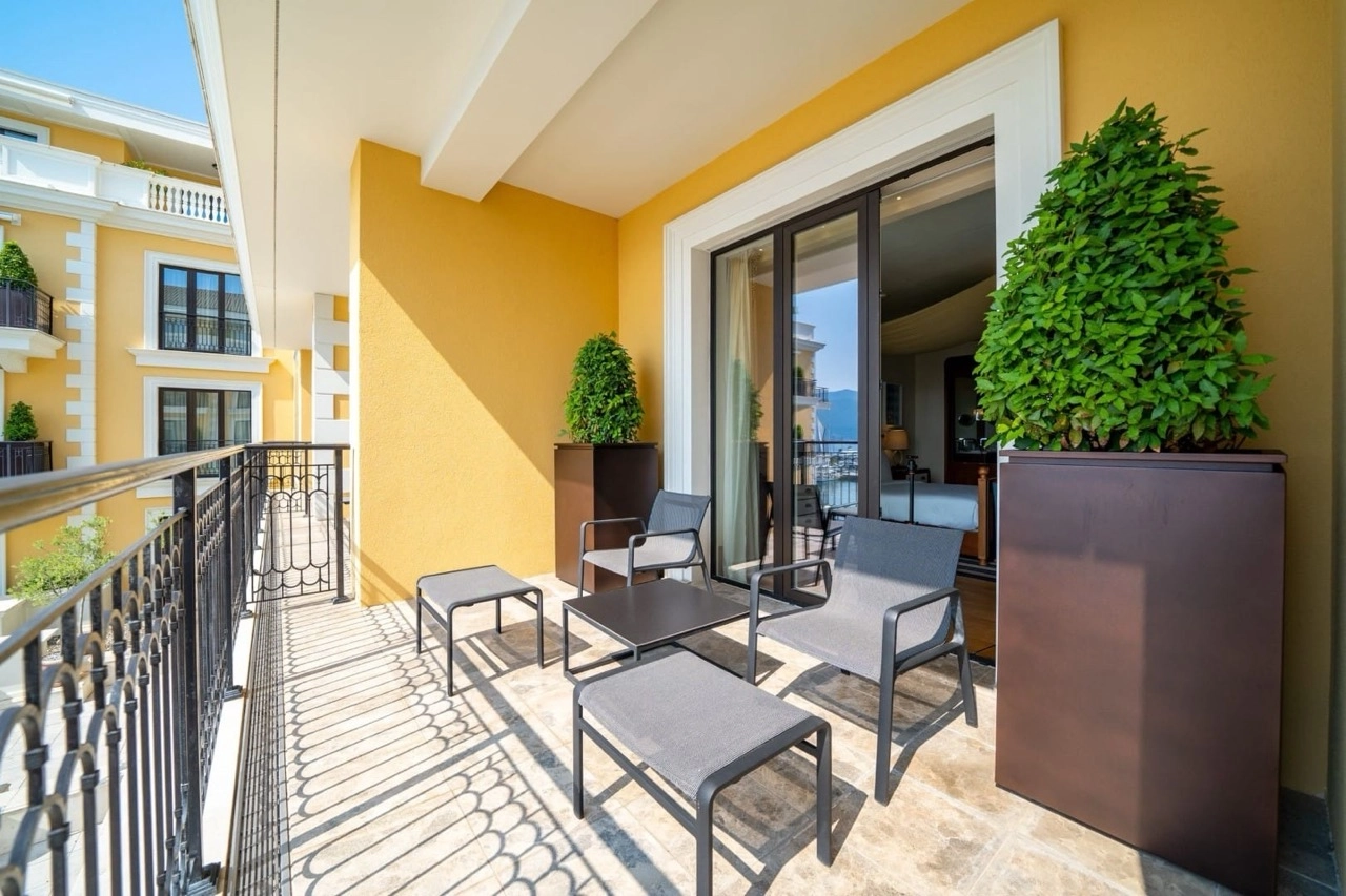 Dvosoban stan 178 m² – Tivat — fotografija 16