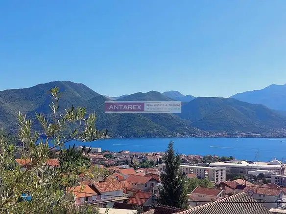 Kuća sa pogledom na zaliv u Bijeloj