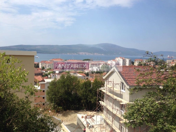 Urbanizovan plac u centru Tivta