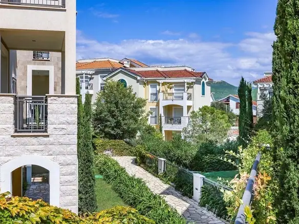 Jednosoban stan 64 m² – Radovići, Tivat — fotografija 8