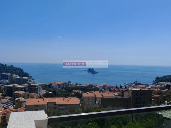 Dvosoban stan sa pogledom na more u Petrovcu