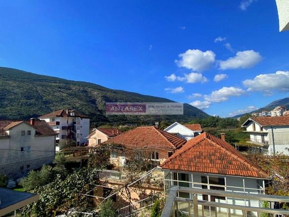 Dvosoban stan u novogradnji u Igalu