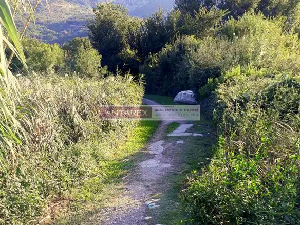 Urbanizovan plac u Buljarici