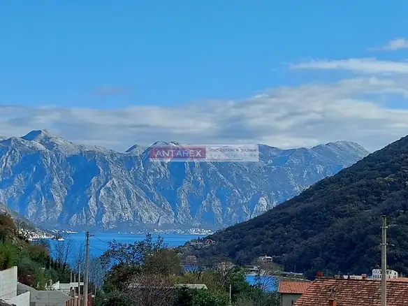 Plac za gradnju kuće u Kotoru