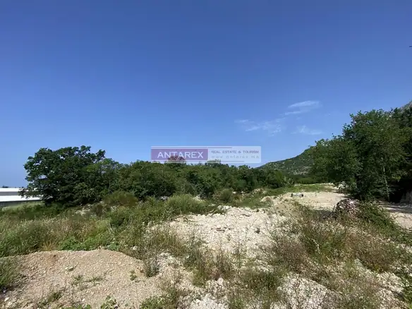 Plac u planinskom selu Kameno