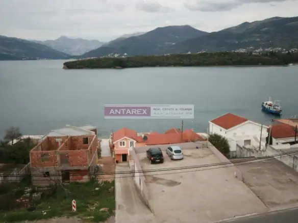 Urbanizovan plac na Luštici