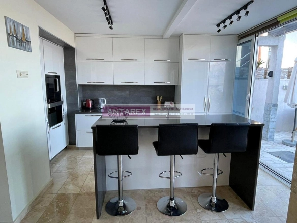 Trosoban stan 160 m² – Krašići, Tivat — fotografija 3