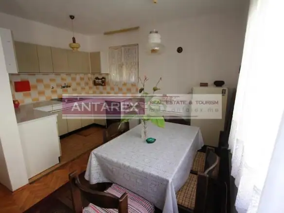 Dvosoban stan 80 m² – Igalo, Herceg Novi — fotografija 2