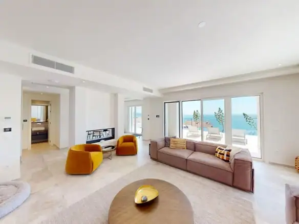 Vila u Marina Village