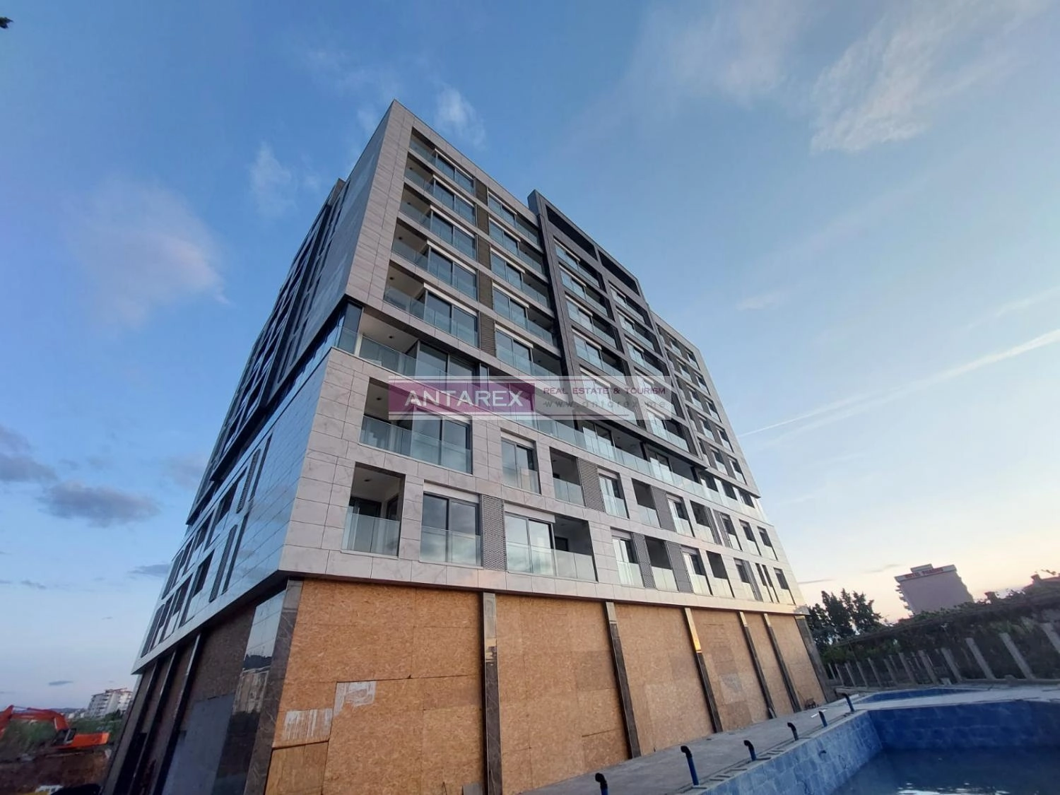 Garsonjera-u-novom-stambenom-kompleksu-Bar-5 Garsonjera 28 m² – Bar — fotografija 6