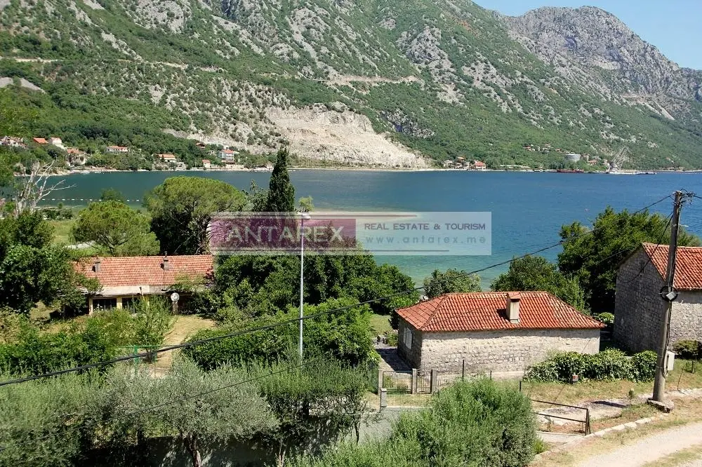 Kuca-sa-terasama-u-Kostanjici-Kotor-8 Kuća – Koštanjica, Kotor — fotografija 9