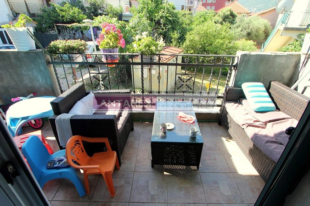 Kuca-sa-apartmanima-i-pogledom-na-more-u-Igalu-Herceg-Novi-6 Kuća 130 m² – Igalo, Herceg Novi — fotografija 7