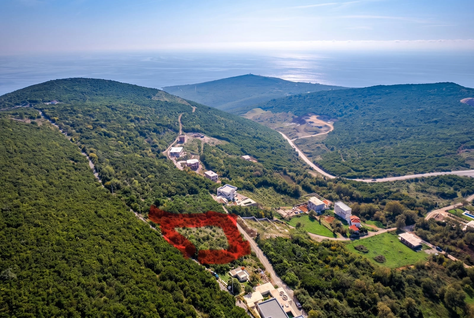 Plac-sa-pogledom-na-more-i-planine-Visnjevo-Budva Plac sa pogledom na more i planine