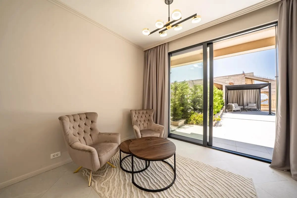 Vila-sa-bazenom-i-pogledom-na-more-Rezevici-Budva-8 Kuća 223 m² – Reževići, Budva — fotografija 9