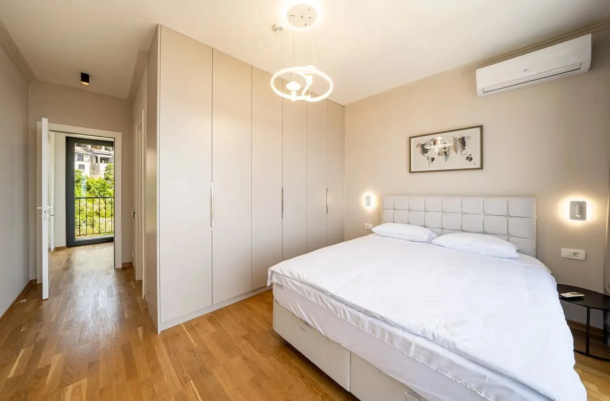 Vila-sa-bazenom-i-pogledom-na-more-Rezevici-Budva-13 Kuća 223 m² – Reževići, Budva — fotografija 14