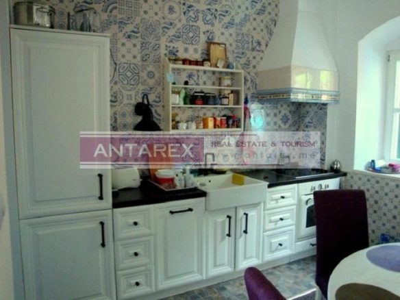 Dvosoban stan 96 m² – Herceg Novi — fotografija 3