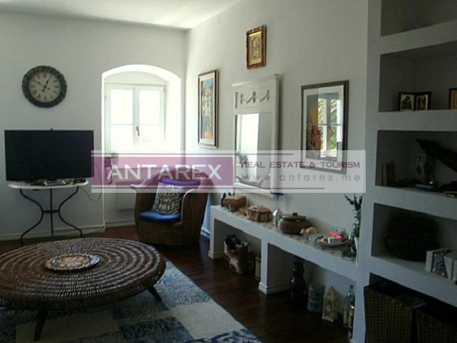 Dvosoban-stan-u-starom-gradu-Herceg-Novi-4 Dvosoban stan 96 m² – Herceg Novi — fotografija 5