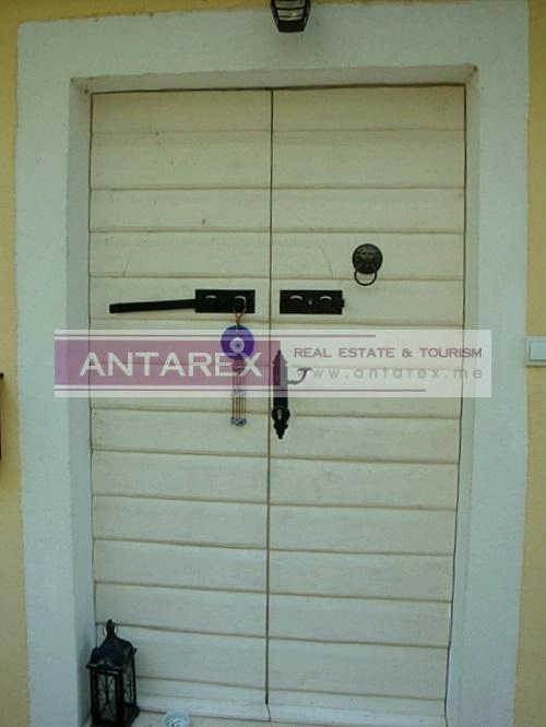 Dvosoban-stan-u-starom-gradu-Herceg-Novi-14 Dvosoban stan 96 m² – Herceg Novi — fotografija 15