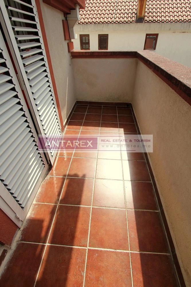 Jednosoban-stan-sa-pogledom-na-more-u-Igalu-Herceg-Novi-8 Jednosoban stan 42 m² – Igalo, Herceg Novi — fotografija 9