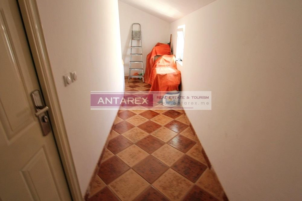 Jednosoban-stan-sa-pogledom-na-more-u-Igalu-Herceg-Novi-15 Jednosoban stan 42 m² – Igalo, Herceg Novi — fotografija 16