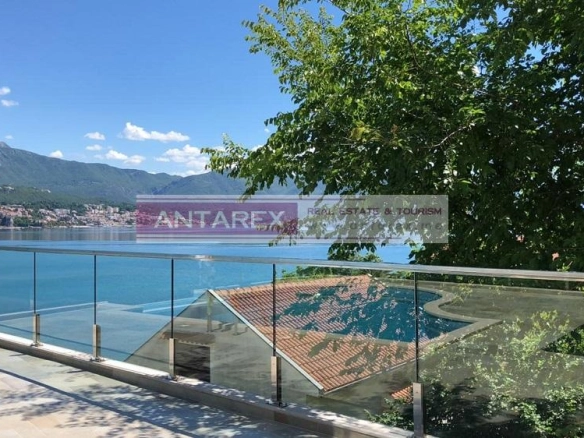 Kuća 230 m² – Njivice, Herceg Novi — fotografija 3