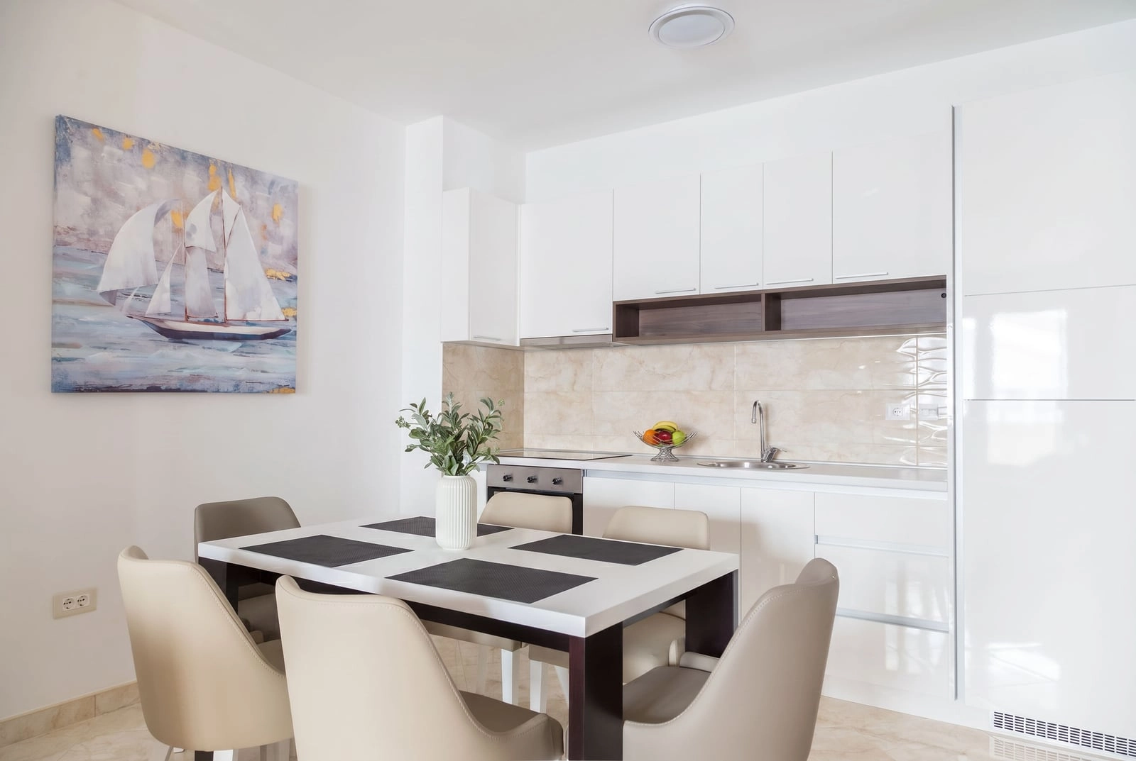 Dvosoban stan 89 m² – Bečići, Budva — fotografija 3