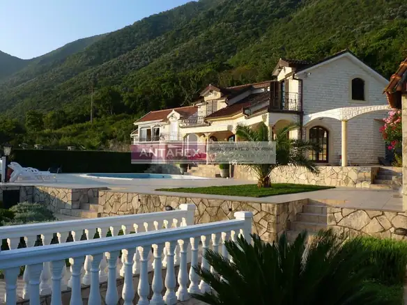 Kuća 300 m² – Stoliv, Kotor — fotografija 3