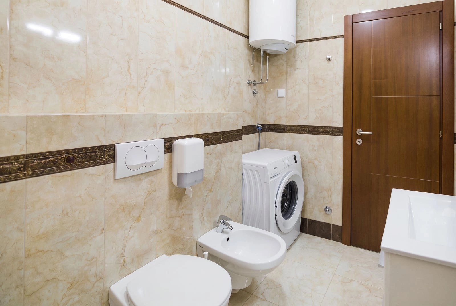 Dvosoban stan 89 m² – Bečići, Budva — fotografija 8