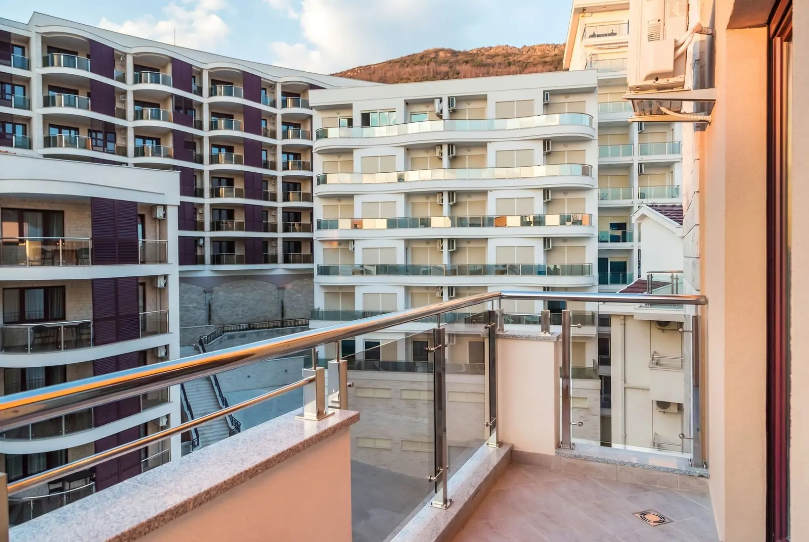Dvosoban stan 89 m² – Bečići, Budva — fotografija 11