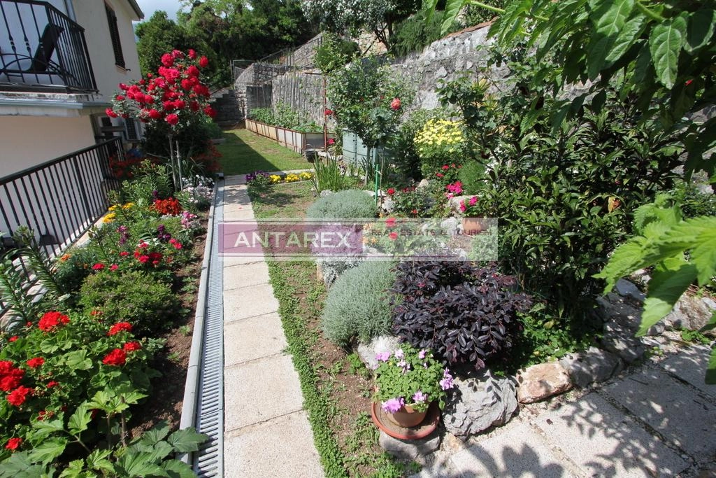 Kuca-blizu-mora-u-Zeleniki-Herceg-Novi-13 Kuća 130 m² – Zelenika, Herceg Novi — fotografija 14