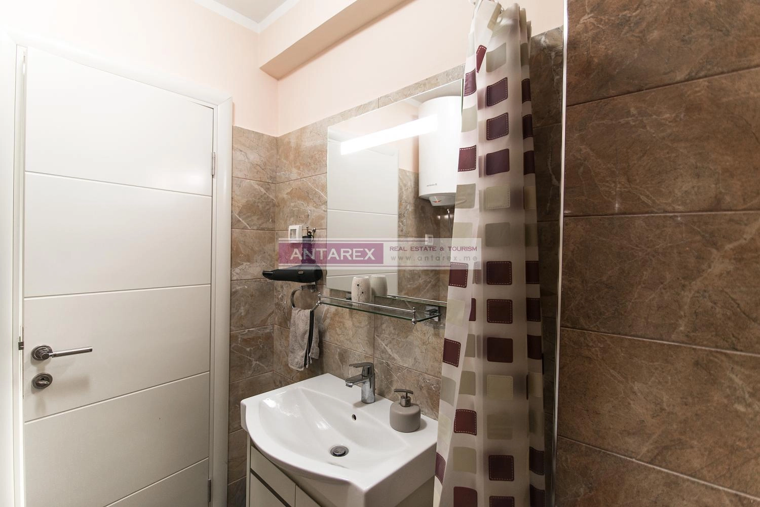 Jednosoban stan 56 m² – Budva — fotografija 11