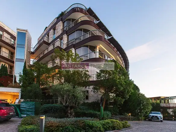 Trosoban stan 195 m² – Budva — fotografija 2