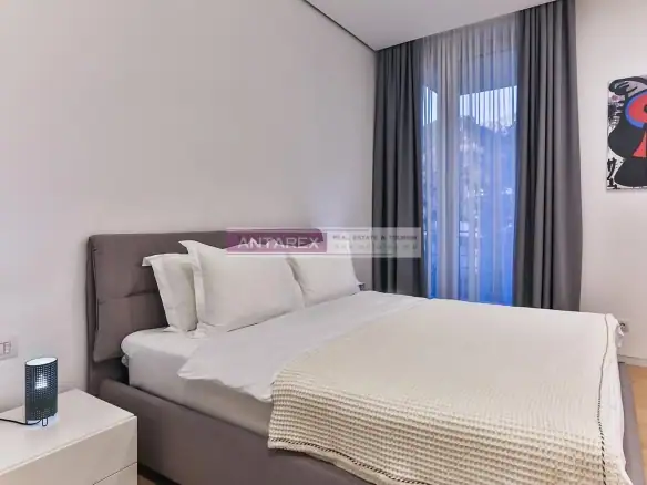 Trosoban stan 195 m² – Budva — fotografija 9
