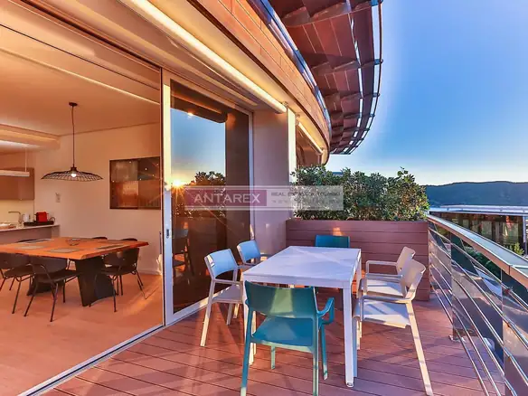 Trosoban stan 195 m² – Budva — fotografija 16