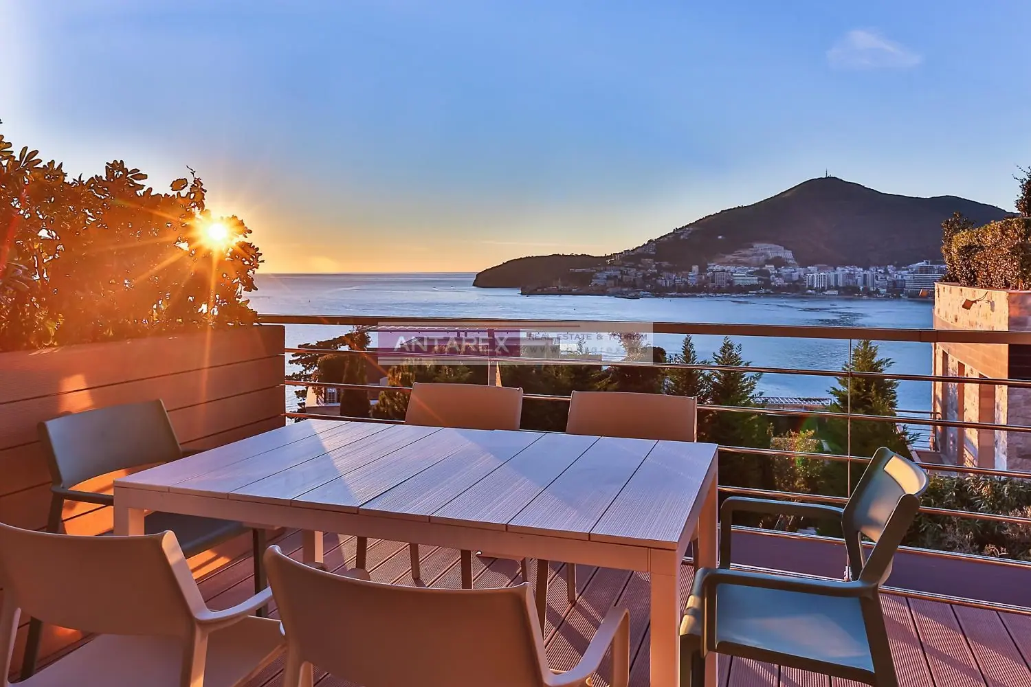 Trosoban-stan-u-kompleksu-Dukley-Gardens-Budva-16 Trosoban stan 195 m² – Budva — fotografija 17